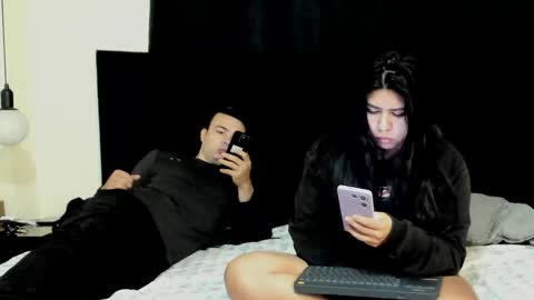 Natalia and alejandro online show from September 10, 2025, 10:48 am