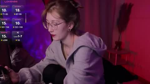 lissaros online show from November 16, 2025, 4:51 am