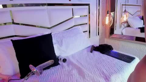 lisse_palmerr online show from February 6, 2025, 10:43 pm