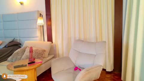 Lisseth Long  online show from November 22, 2025, 11:48 pm