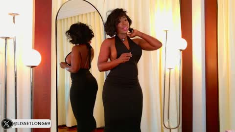 Snapshot of lissetlong69 chatting on May 18, 2026, 11:32 pm Lisseth Long online show from May 18, 2026, 11:32 pm