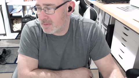 litemike7 online show from February 26, 2025, 10:20 pm