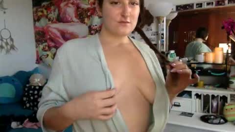 litlebabygoddess online show from November 13, 2025, 7:57 pm