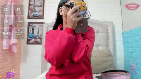 VANESSA online show from May 6, 2026, 12:54 pm