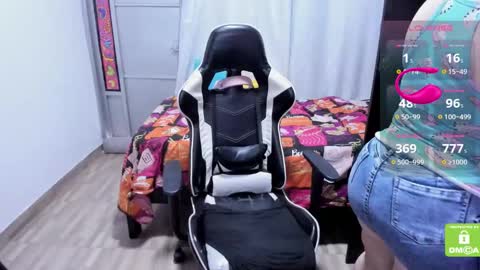 Angely online show from March 9, 2025, 5:06 pm