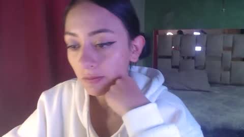 Aliciaparaisss online show from December 14, 2025, 7:58 am