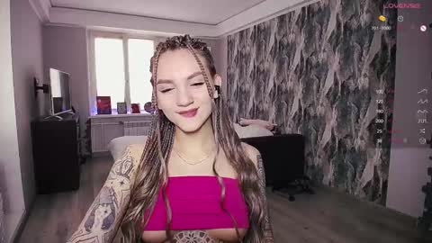 Birdy online show from March 10, 2025, 8:37 am