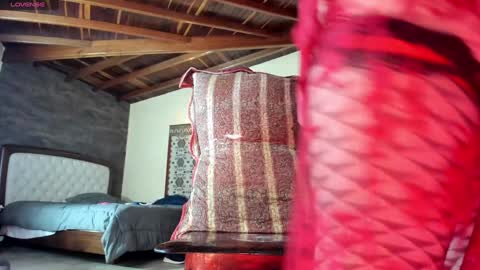 Izzi online show from January 9, 2025, 5:43 pm