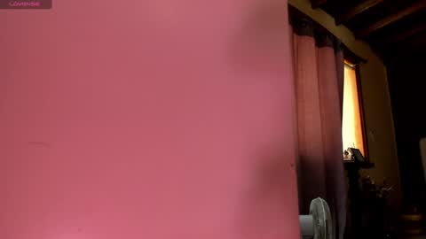 Izzi online show from February 2, 2025, 5:26 pm