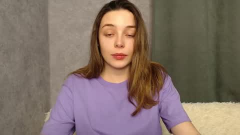 Snapshot of little_mia__ chatting on December 3, 2024, 8:17 pm Mia Im online every day 1530 PM in New York 2030 PM in London online show from December 3, 2024, 8:17 pm
