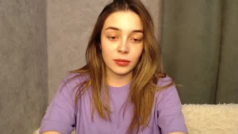 Snapshot of little_mia__ chatting on December 7, 2024, 8:38 pm Mia Im online every day 1530 PM in New York 2030 PM in London online show from December 7, 2024, 8:38 pm