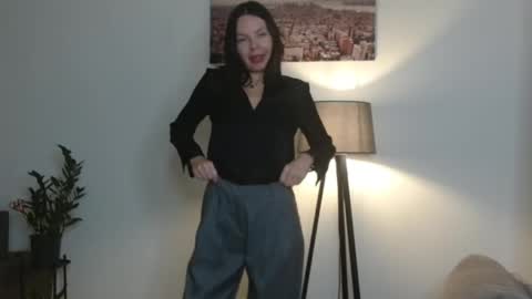 Snapshot of little_nicole_ chatting on October 2, 2025, 7:21 pm Nicole online show from October 2, 2025, 7:21 pm