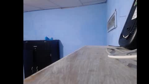 little_onixxx online show from September 30, 2025, 7:08 pm