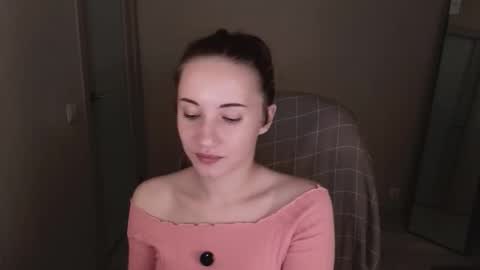 Snapshot of little_pretty_woman chatting on October 8, 2025, 3:09 pm little_pretty_woman online show from October 8, 2025, 3:09 pm