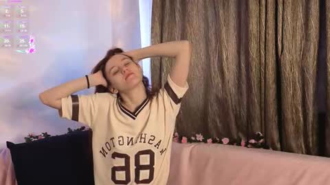 Rosy online show from November 16, 2025, 4:18 am