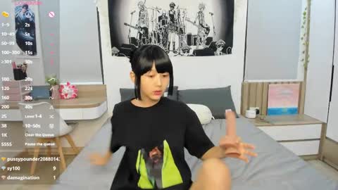 Yena and Gabby online show from April 9, 2026, 10:42 am