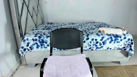 Abbie online show from December 10, 2024, 12:28 am