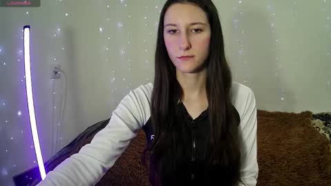 LittleAhWitch online show from March 5, 2025, 10:33 am