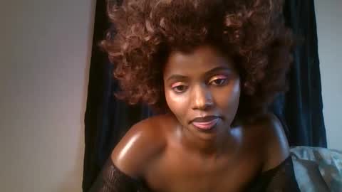 Snapshot of littlebunny2_ chatting on February 1, 2026, 5:11 pm littlebunny2 online show from February 1, 2026, 5:11 pm