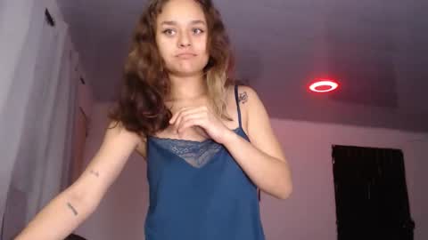 Snapshot of littlecheerry69 chatting on October 31, 2025, 8:32 pm littlecheerry69 online show from October 31, 2025, 8:32 pm