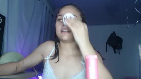 Snapshot of littlecheerry69 chatting on November 27, 2025, 3:36 pm littlecheerry69 online show from November 27, 2025, 3:36 pm