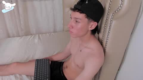 DANNY online show from October 4, 2025, 3:54 pm