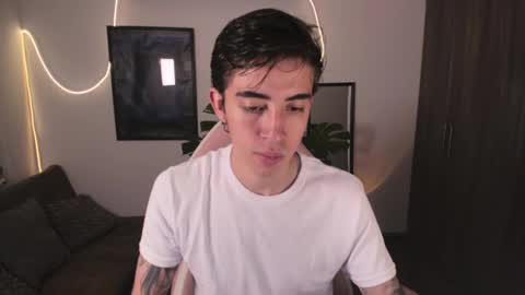 Snapshot of littleferxxo chatting on January 4, 2025, 11:22 am Ferxxo online show from January 4, 2025, 11:22 am