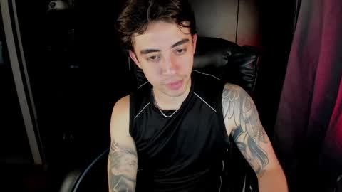 Snapshot of littleferxxo chatting on November 23, 2025, 6:19 pm Ferxxo online show from November 23, 2025, 6:19 pm