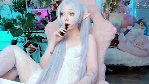 Snapshot of littleflufflepuff chatting on January 4, 2025, 7:13 am Riza Riri Puff  online show from January 4, 2025, 7:13 am