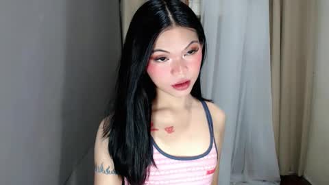 littlelace_ online show from March 18, 2026, 9:40 pm