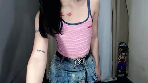 littlelace_ online show from April 8, 2026, 11:16 pm