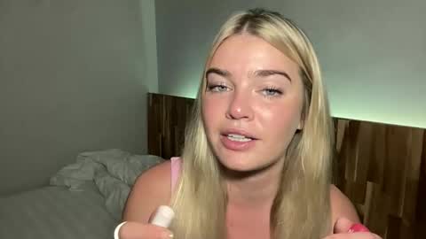 Snapshot of littlemaryjane19 chatting on March 28, 2026, 4:45 am Marciabrady online show from March 28, 2026, 4:45 am