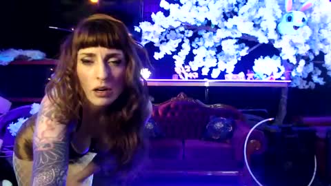 GentleViolet online show from January 21, 2025, 7:58 am