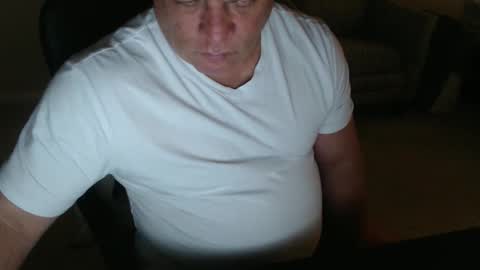 Snapshot of littleone1111765968 chatting on October 25, 2025, 4:53 am littleone1111765968 online show from October 25, 2025, 4:53 am