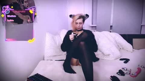 Felix online show from December 5, 2025, 8:38 pm