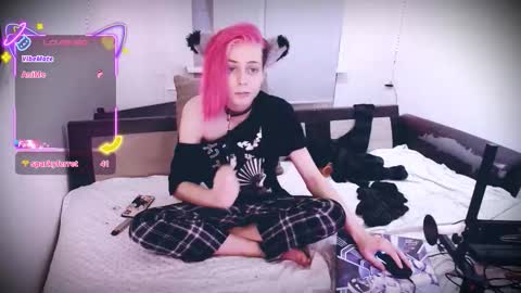 Felix online show from December 21, 2025, 4:08 am