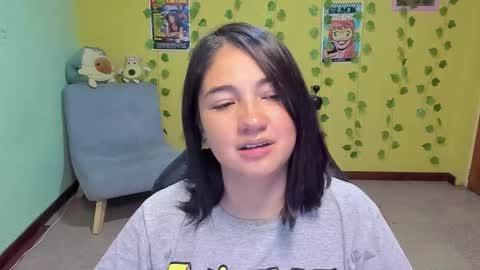 Mia  Wednesday to Sunday 730 am to 1030 am Colombian Hour D online show from November 20, 2025, 4:45 am