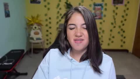 Mia  Wednesday to Sunday 730 am to 1030 am Colombian Hour D online show from February 20, 2026, 4:09 am