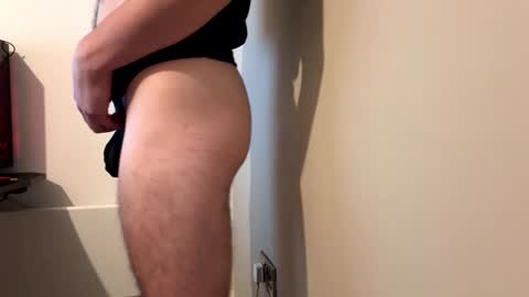 yettobebroken online show from September 30, 2025, 10:48 pm