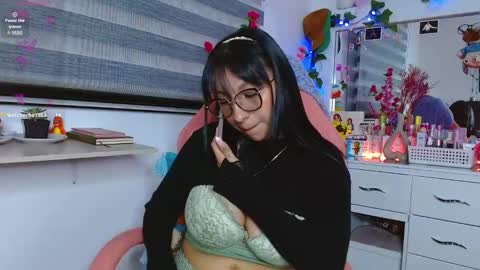 Snapshot of littlerouse_ chatting on January 10, 2025, 2:14 am Ruby Rouse online show from January 10, 2025, 2:14 am