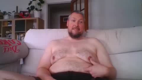 littlesubbear online show from June 6, 2026, 4:12 pm