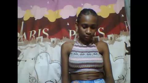 Snapshot of littleyanah chatting on September 21, 2025, 10:17 am yanah online show from September 21, 2025, 10:17 am