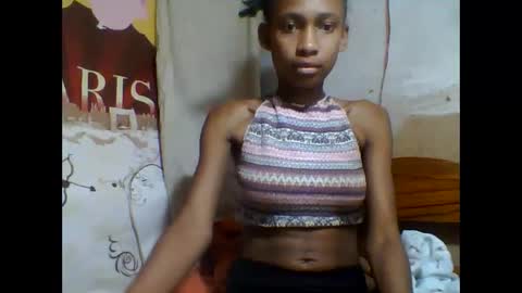 Snapshot of littleyanah chatting on October 2, 2025, 5:25 am yanah online show from October 2, 2025, 5:25 am