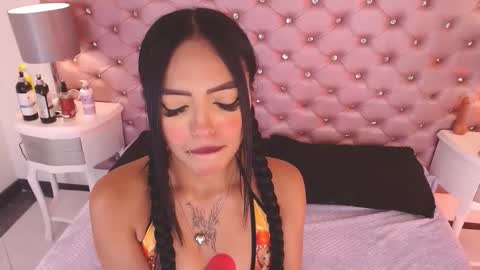Snapshot of liv20_ chatting on October 7, 2025, 4:20 am Nicky online show from October 7, 2025, 4:20 am