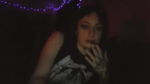 Liv Mirage online show from December 4, 2025, 1:42 pm