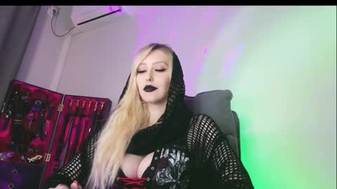 Liya Ray online show from March 24, 2026, 4:01 pm