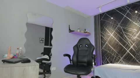 Snapshot of liz_094 chatting on June 5, 2026, 8:58 pm liz_094 online show from June 5, 2026, 8:58 pm