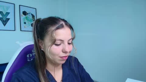 Liz  online show from April 11, 2026, 3:11 am