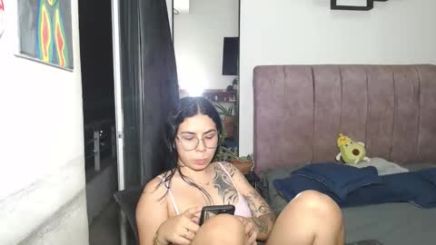 Liza Thurner online show from September 23, 2025, 2:36 am