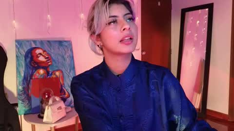 Lizeth online show from March 8, 2025, 6:43 am